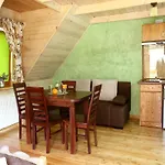 For 4 People With Garden View Łapsze Niżne