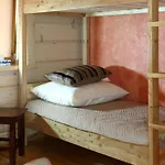 For 4 People With Garden View Łapsze Niżne