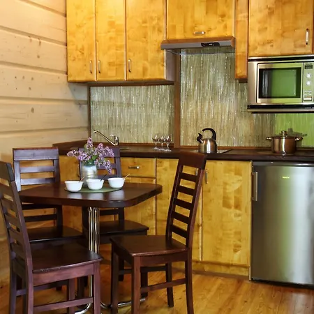 For 4 People With Garden View * Łapsze Niżne