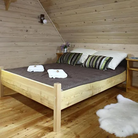 Appartement For 4 People With Garden View